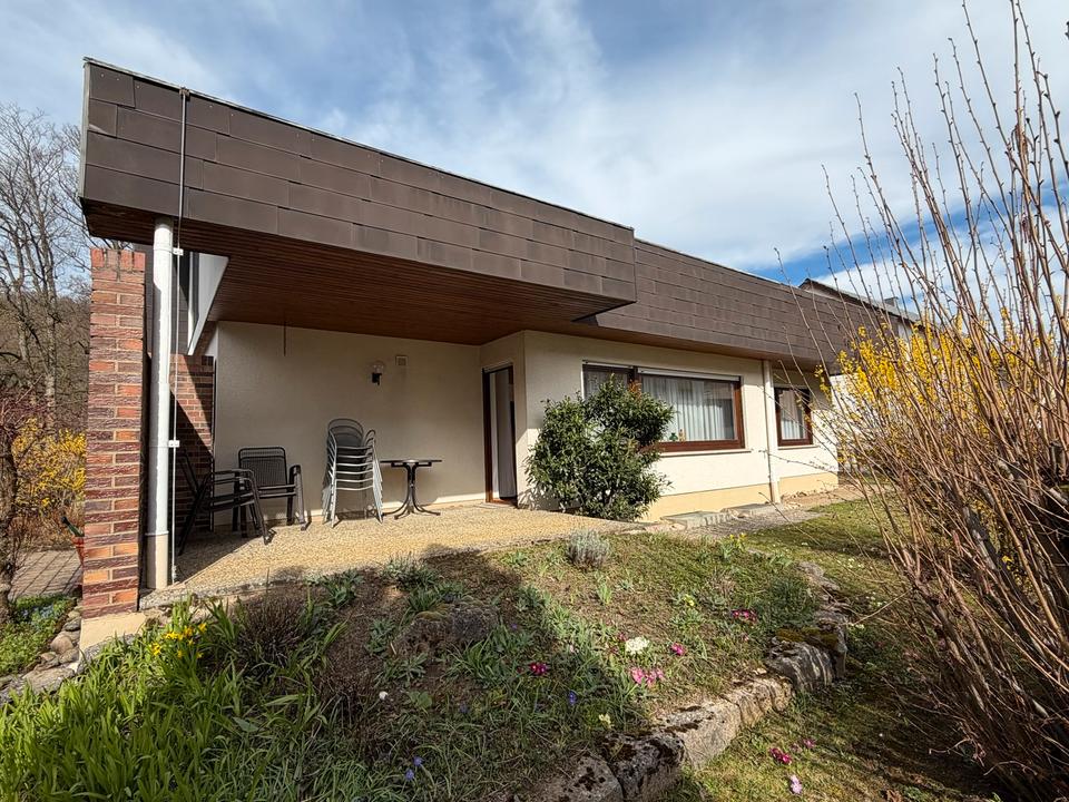 Thumbnail-3-Zimmer-Wohnung 85 m² mit Terrasse, Kellerabteil, Parkplatz