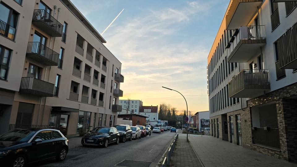 Thumbnail-Neubau nach Ihren Wünschen ausgebaut - perfekte Infrastruktur - mittendrin aber ruhig - Nur schriftliche Anfragen per Mail