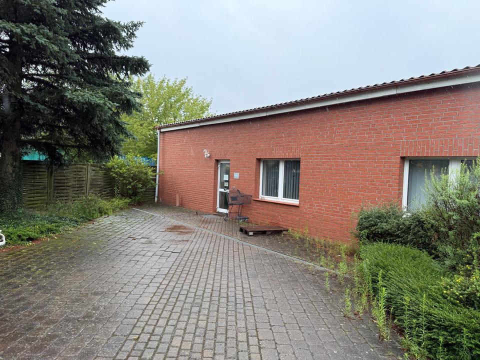 Thumbnail-Büroflächen in 14728 Rhinow: Einzelbüros 300 € VB