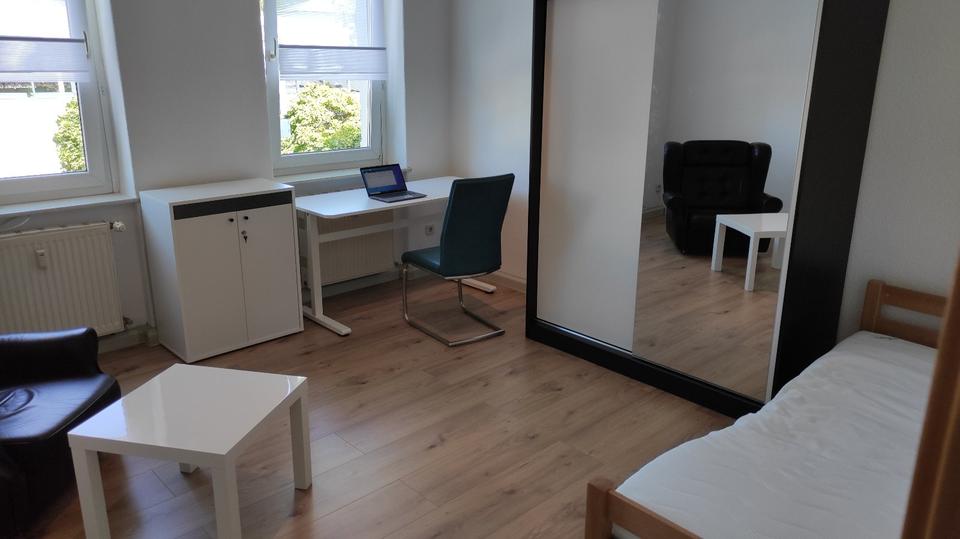 Thumbnail-2 Zimmer Wohnung, vollmöbiliert, ruhige Lage, gute ÖV Anbindung