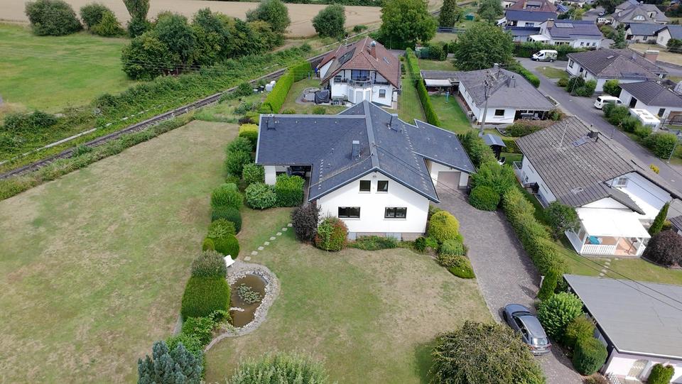 Thumbnail-Grundsolides Einfamilienhaus zu verkaufen