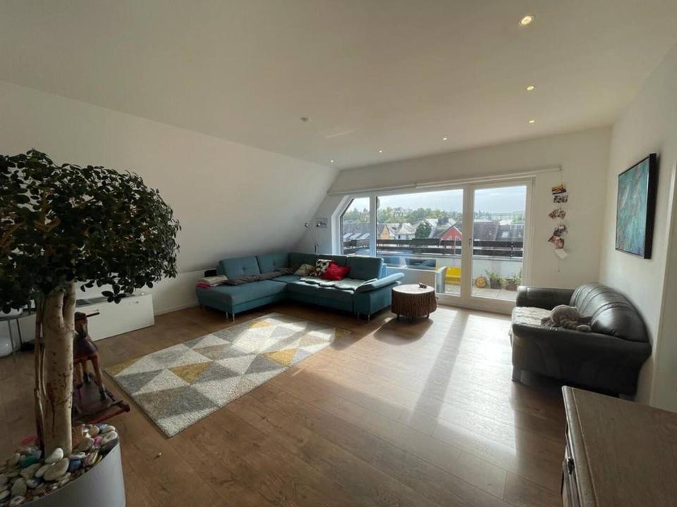 Thumbnail-Helle Maisonette Wohnung mit 2 Balkonen & TG - provisionsfrei