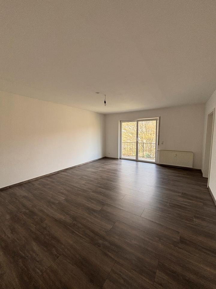 Thumbnail-Moderne 4-Zimmer Wohnung in Dieringhausen