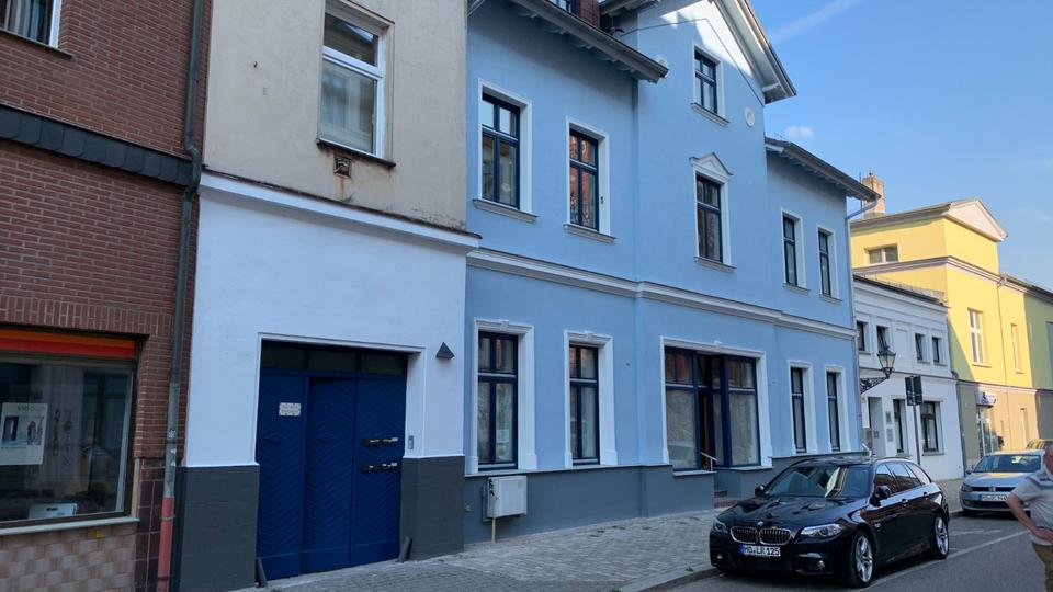 Thumbnail-Gehobene geräumige 2 Zi. Terrassenwohnung Modern u. Wärmeisoliert