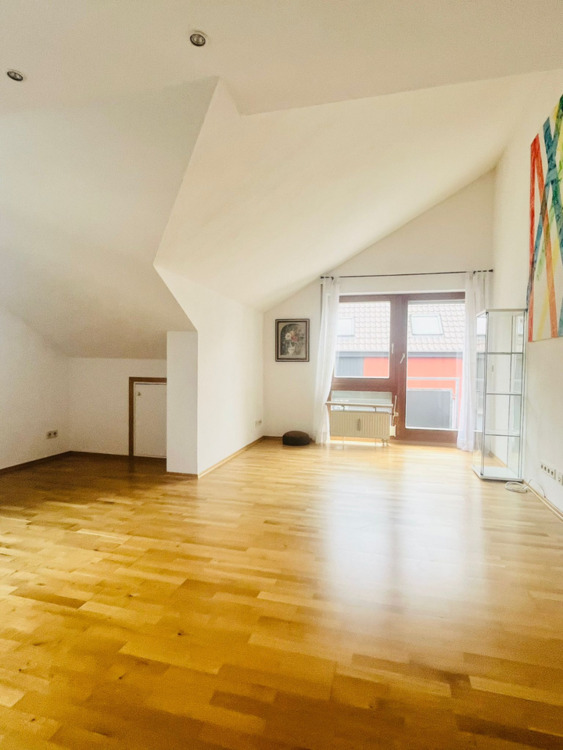 Thumbnail-Lichtdurchflutete 2,5-Zimmer-DG-Maisonette-Wohnung mit Tageslicht