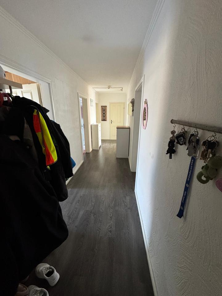 Thumbnail-Großzügige 4-ZKB-DG mit zwei Balkonen in Kirchweyhe zu vermieten