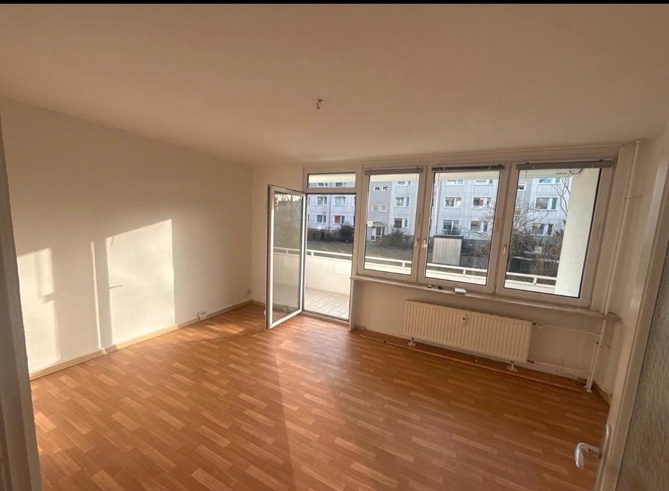 Thumbnail-2 Zi- Wohnung in Berlin Lichtenberg mit Balkon