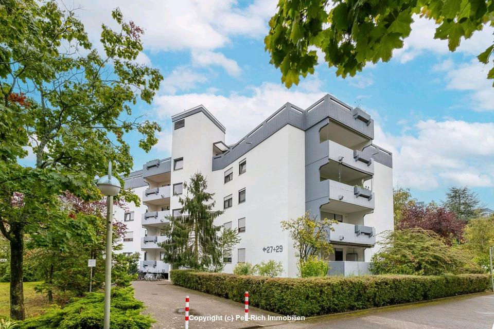 Thumbnail-Moderne, top gepflegte 2½ ZKB ,mit EBK u. TG , 81,5m² , Neureut