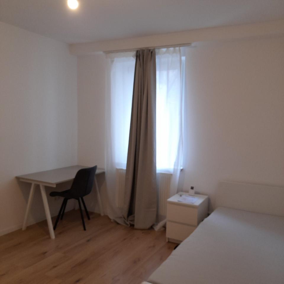 Thumbnail-Großzügiges WG-Zimmer (25 m²) im Zentrum Nürnberg ab 01.02.2026