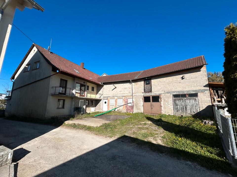 Thumbnail-Haus Wohnhaus mit Potenzial in 72474 Winterlingen-Harthausen