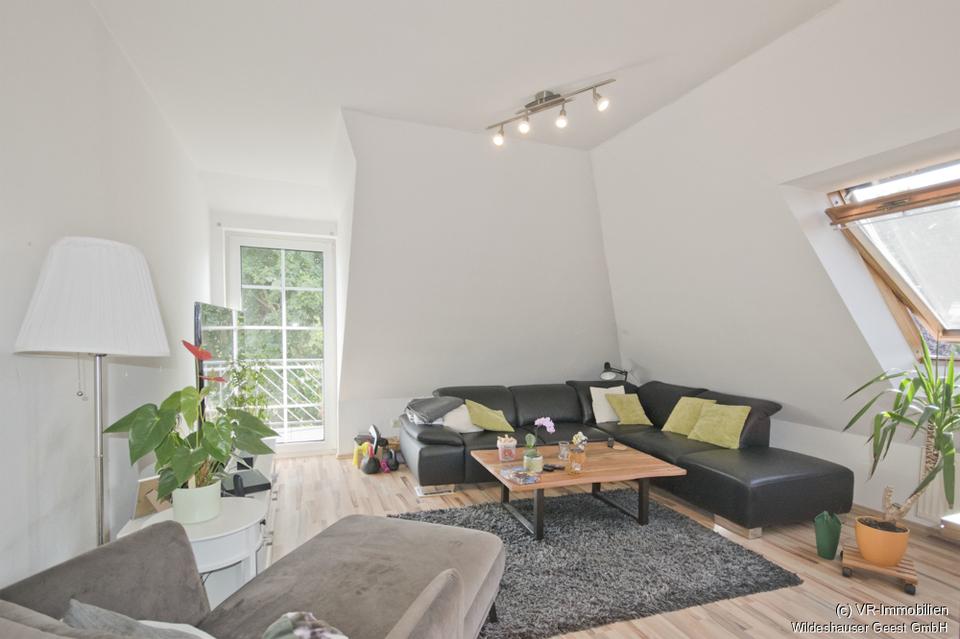 Thumbnail-Gemütliche 2-Zimmer-Dachgeschosswohnung mit Balkon