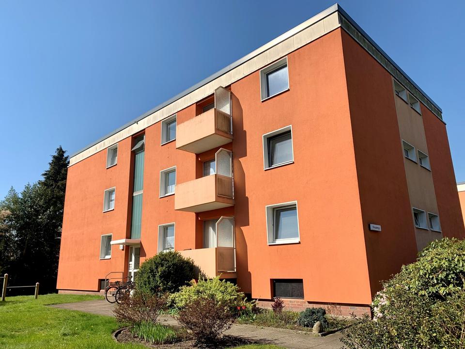 Thumbnail-Charmante 2,5 Zimmer Wohnung zur Miete in Barmstedt - Wentzel Dr.