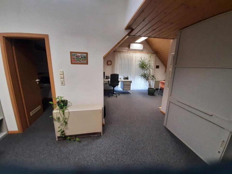 Thumbnail-1,5 Zimmer-Wohnung mit EBK