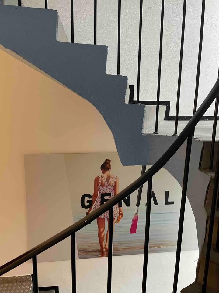 Thumbnail-Zimmer mit Bad ensuite und Balkon in Design-Loft in Ehrenfeld