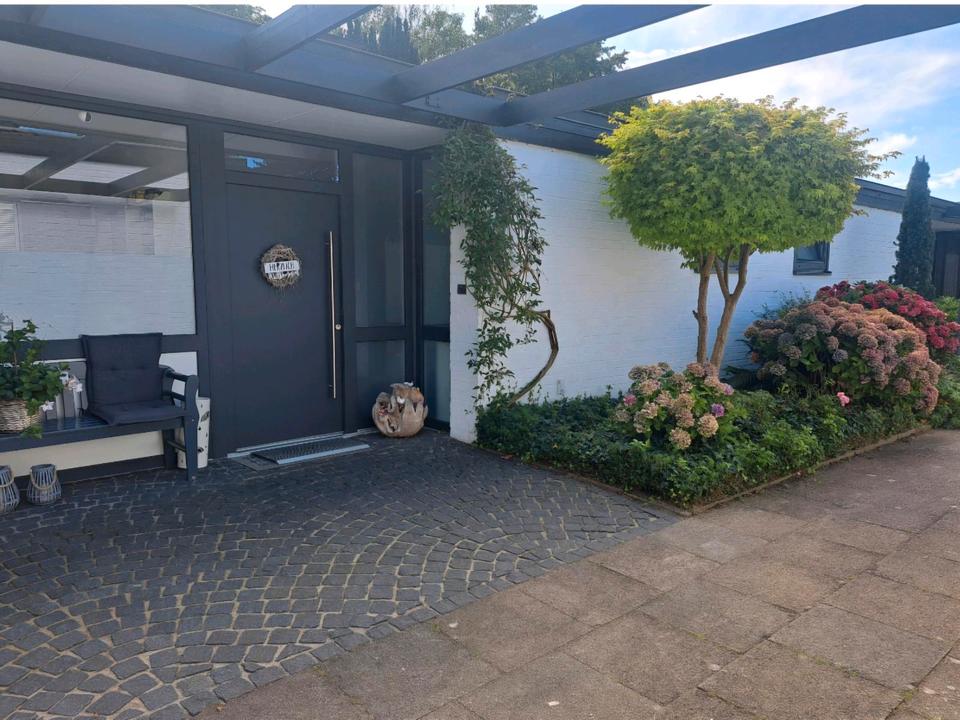 Thumbnail-Stilvoller Atrium Bungalow in Groß Flottbek von Privat
