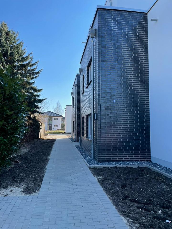 Thumbnail-Neue & exklusive 3-Zimmer-Erdgeschosswohnung mit Balkon (A+)