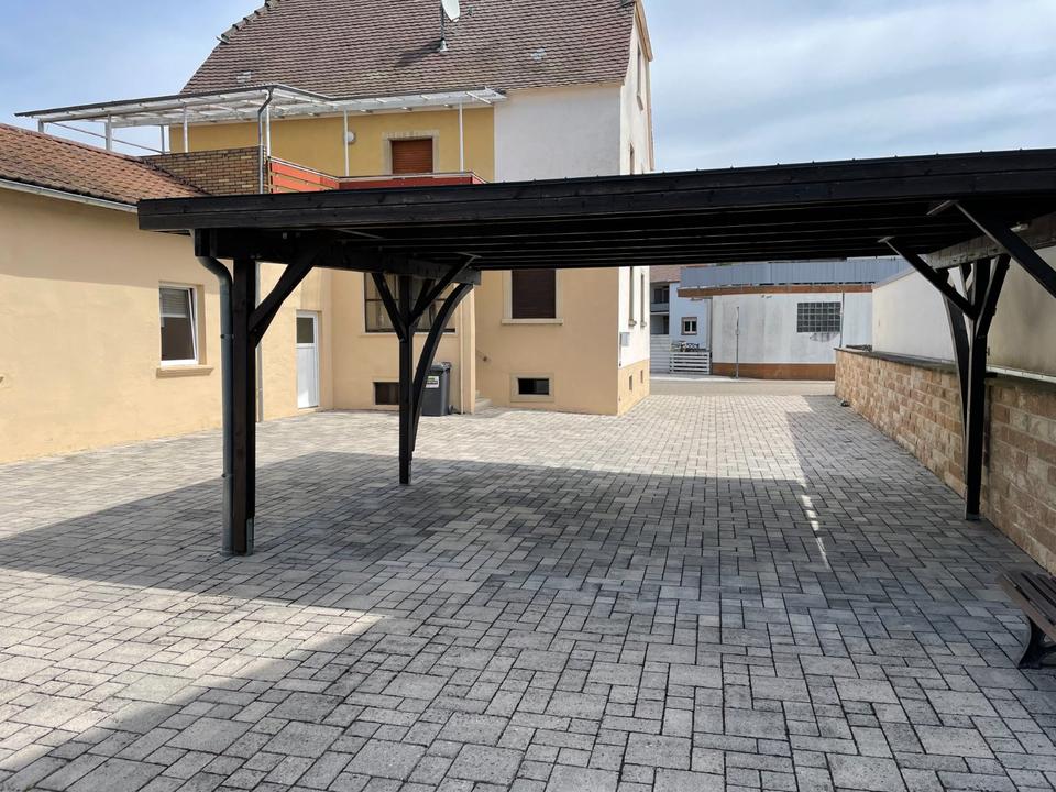 Thumbnail-Geräumiges Wohnhaus mit Hof und Traumgarten - Bauoption im Garten