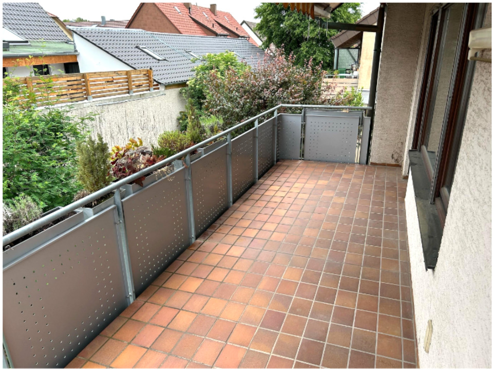 Thumbnail-3,5-Zimmer Wohnung mit Balkon in Fellbach befristet für 2 Jahre