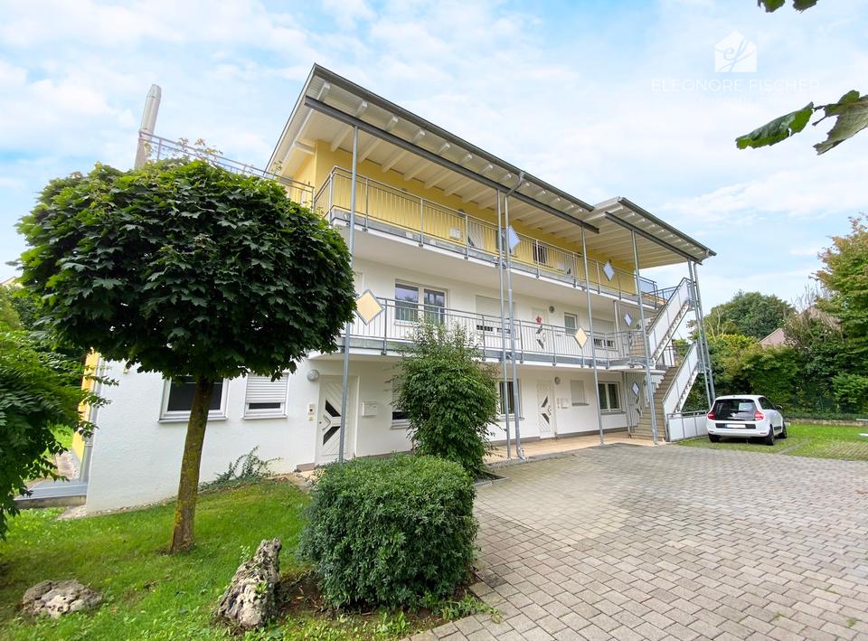 Thumbnail-Altstadtnahe 3-Zi.-Wohnung mit Balkon, Einbauküche und zwei Tiefgaragenstellplätzen