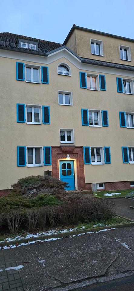 Thumbnail-Erstbezug nach Reovierung Dachgeschoß in der Friedrich-Wolf-Str.