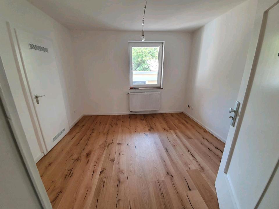 Thumbnail-Hochwertiges möbliertes 2 Zimmer Appartement