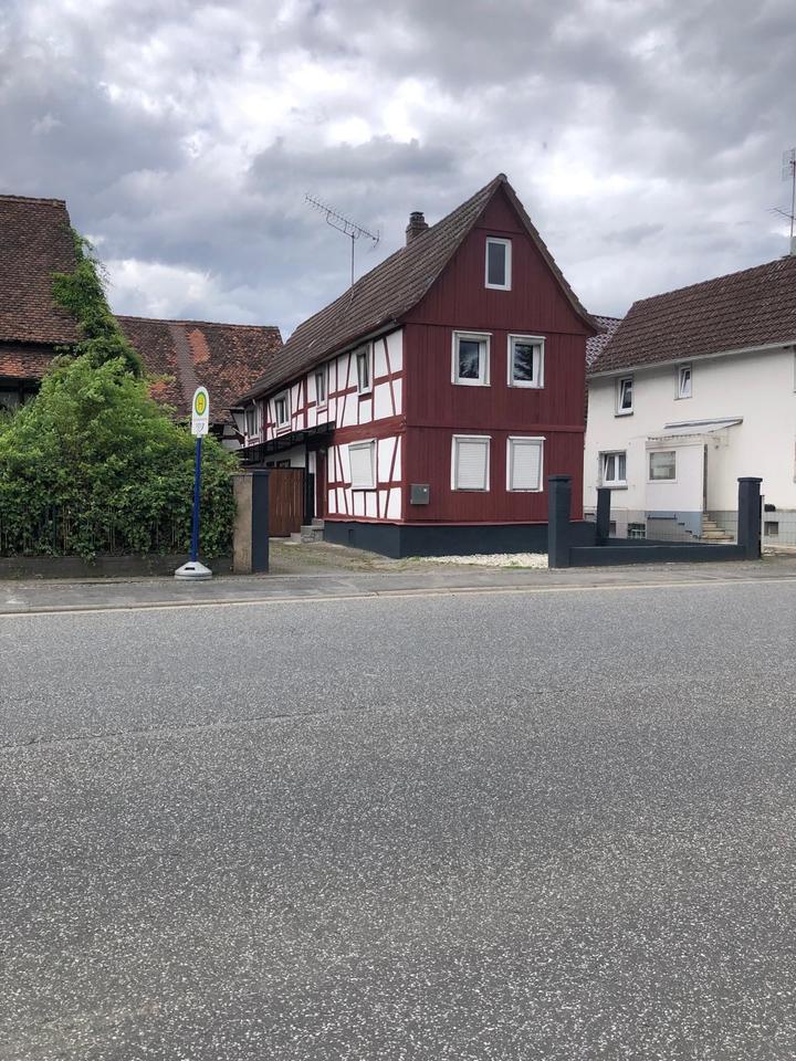 Thumbnail-Fachwerkhaus mit Nebengebäuden und Garten