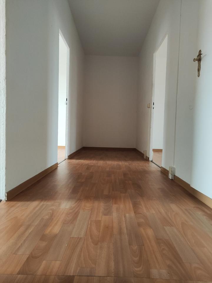 Thumbnail-Großzügig geschnittene 3-Zimmerwohnung