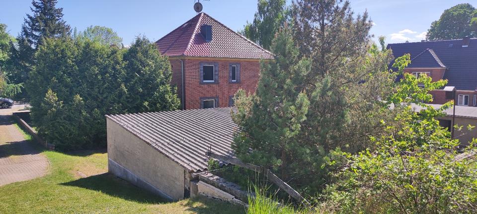 Thumbnail-Wohnhaus mit 2-Wohnungen