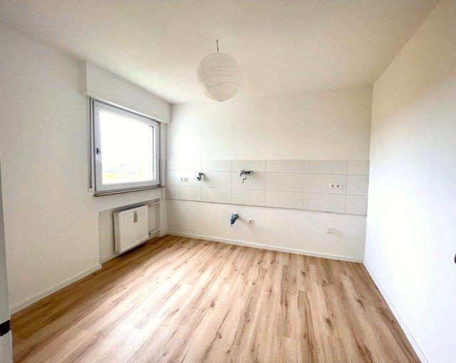 Thumbnail-Helle 3 -Zi.-Whg. Balkon, 87m², 2525 saniert, ab 01.07. frei