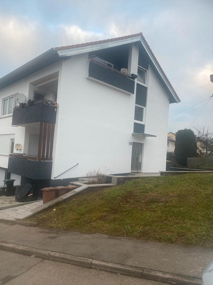 Thumbnail-Altensteig, Lerchenstr.18, 3 Zimmer Küche Bad Balkon 75 m2