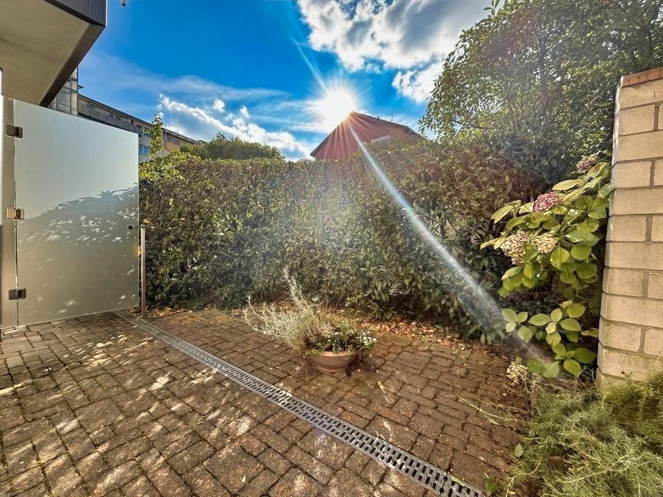 Thumbnail-Großzügige Erdgeschossmaisonette mit separater Souterrain-Einheit & privatem Aufzug