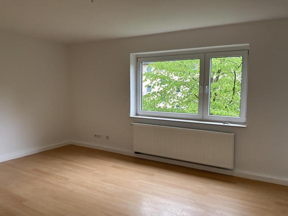 Thumbnail-Helle 3-Zimmer-Etagenwohnung in Gütersloh – 65,56 m² mit Badfenster