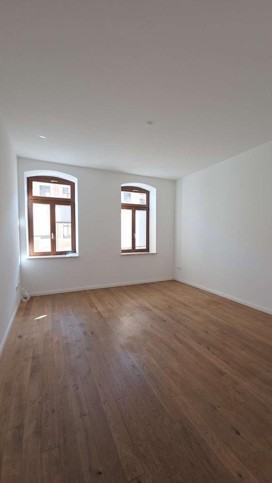 Thumbnail-2 Zimmer Wohnung mit EBK, großen Balkon und Aufzug