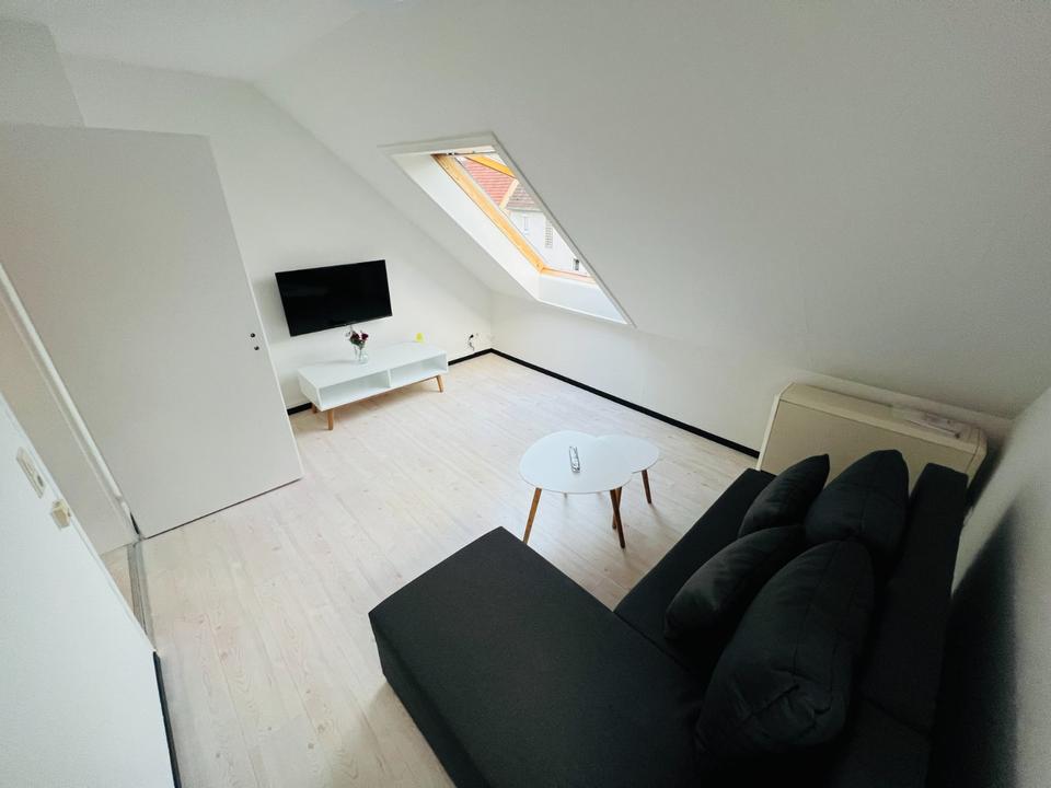 Thumbnail-Helle, möblierte 2-Zimmer-Wohnung in Plochingen zu vermieten