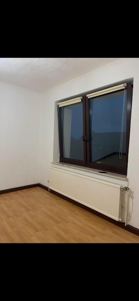 Thumbnail-1 Zimmer Wohnung ab sofort telefonisch 01728746601