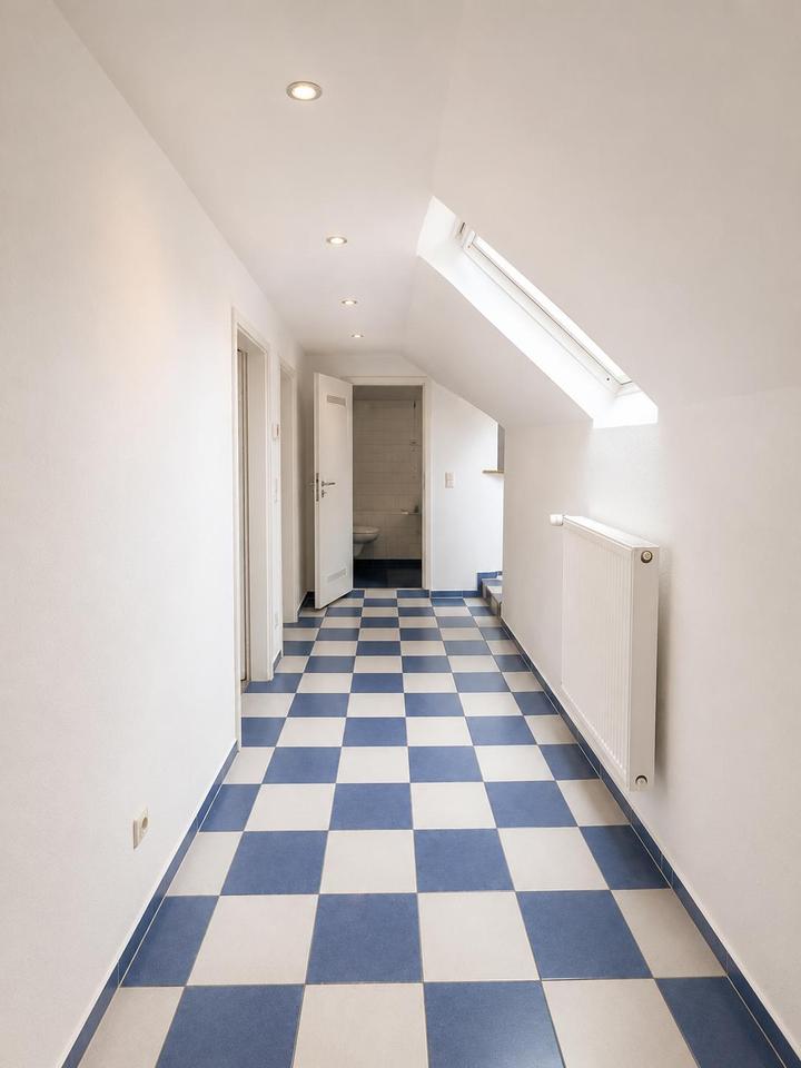 Thumbnail-Dachgeschosswohnung in Krefeld – ideal für Studenten, WG oder kleine Familie