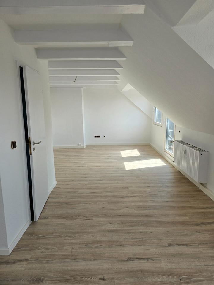 Thumbnail-2-Raumwohnung mit Balkon ab sofort zu vermieten