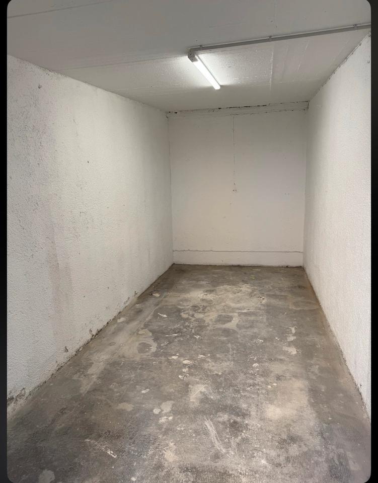 Thumbnail-Trockner Lagerraum Garage mit 14qm in Neuhausen