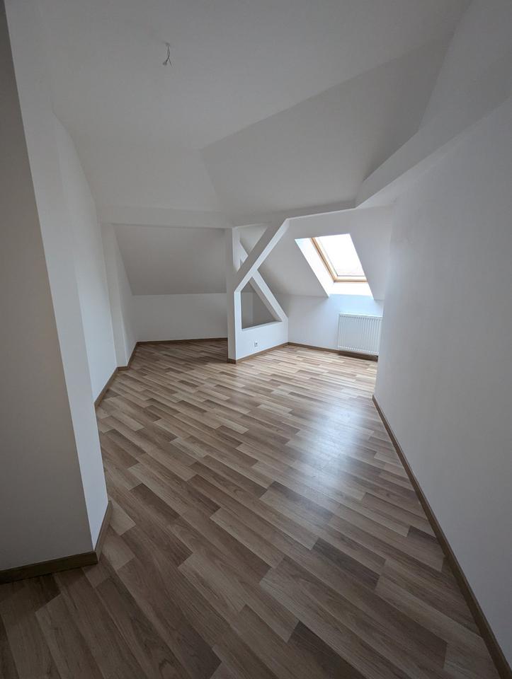 Thumbnail-+++NEU!+TRAUMWOHNUNG+4-R. DG-WOHNUNG+OFFENE KÜCHE+WOZI. MIT LOGGIA+++