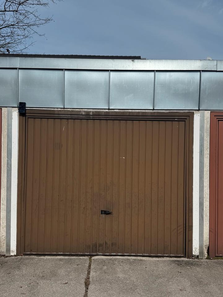 Thumbnail-Einzelgarage in Top Lage in Geretsried zu verkaufen 14m2