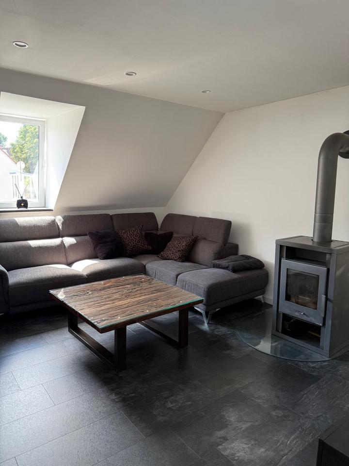 Thumbnail-DG-Maisonette mit Kamin & großen oberen Bereich - Modernes Wohnen