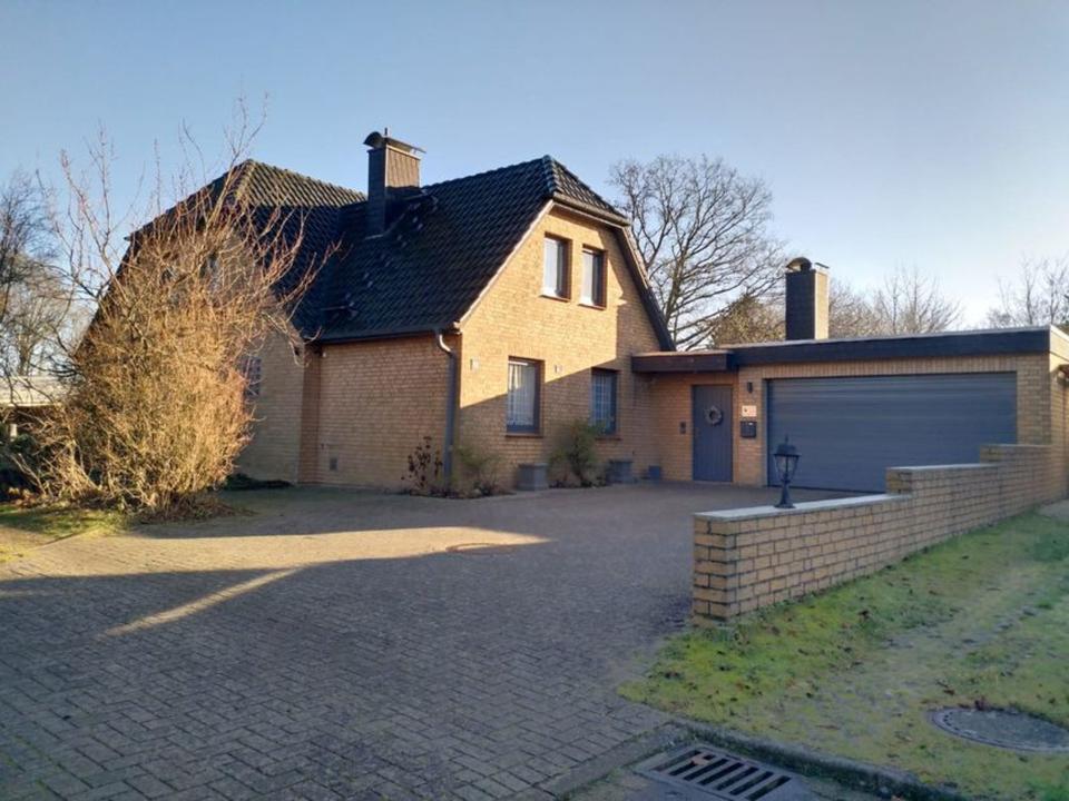 Thumbnail-Großes 1-2 Fam.haus mit grünem Grundstück in Sackgassenendlage