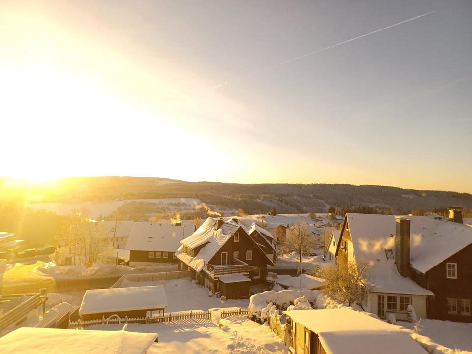 Thumbnail-Großzügige, kernsanierte 3-Zimmer-Wohnung in Neuastenberg