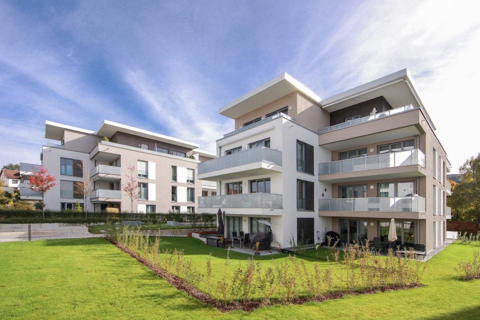 Thumbnail-2,5 Zimmerwohnung mit Terrasse und Gartenanteil in Wasseralfingen