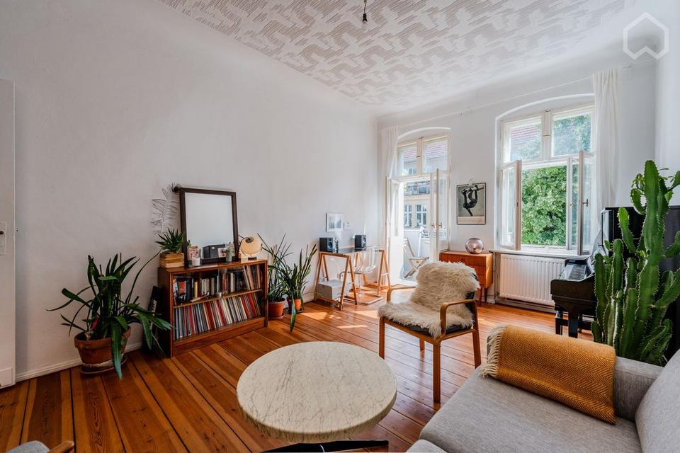 Thumbnail-Stilvolle Altbauwohnung mit Südbalkon und Kaminofen