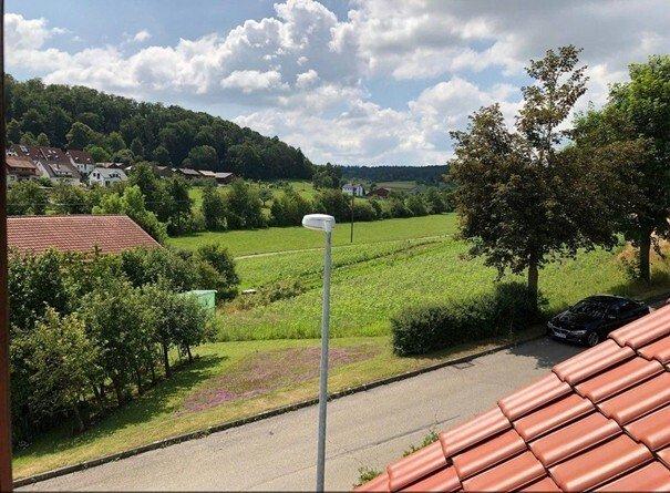 Thumbnail-Aidlingen-Dachtel: 2-Zi.-DG-Wohnung mit Sauna