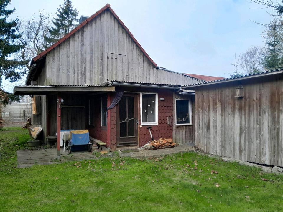 Thumbnail-Schönes Grst mit Gebäude und Nebengelass