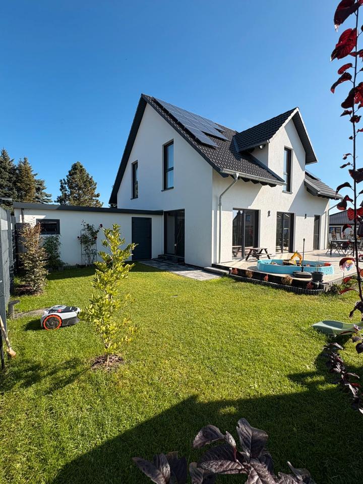 Thumbnail-Schönes Einfamilienhaus mit 5,5 Zimmern in SN