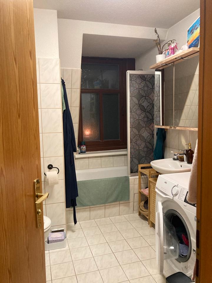 Thumbnail-Zentrale, schöne 2-Raum Wohnung in Jena West