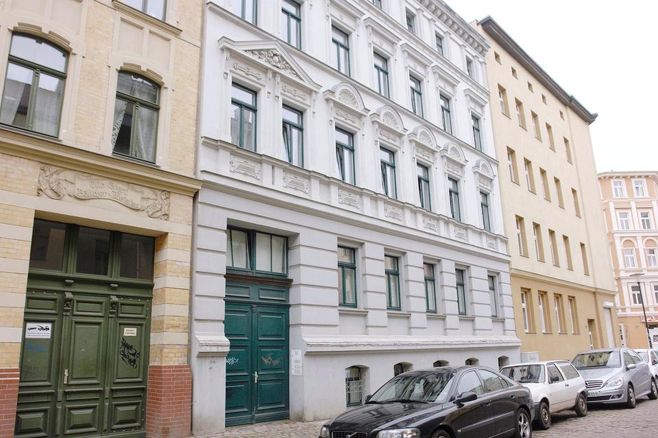 Thumbnail-39 qm 2-Zimmer-Wohnung im renovierten Altbau 3. Stock